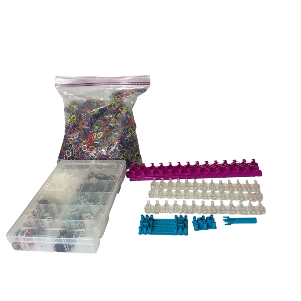 Rubber Band Bracelet Kit with Multiple Looms and more Over 1000 rubber bands